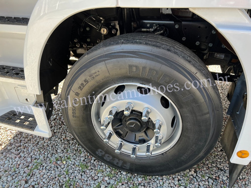 Imagem 14 de 15 de Mb Actros 2546 Trucado - 2019