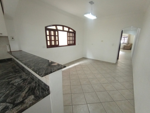 Sobrado Impecável Com Lazer Completo Para A Família