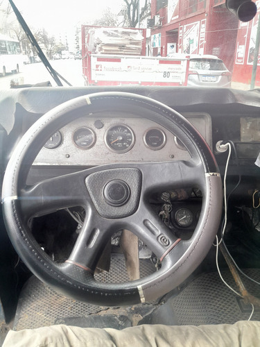 Camioneta Dodge D200 Perkins 4 Trabajando 81
