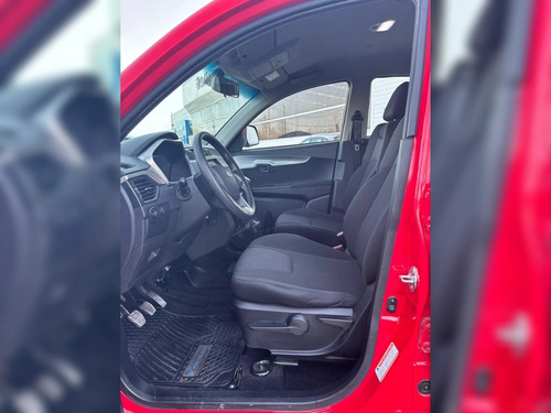 Mahindra KUV100 1.2 DELUXE 4X2 MT 5P