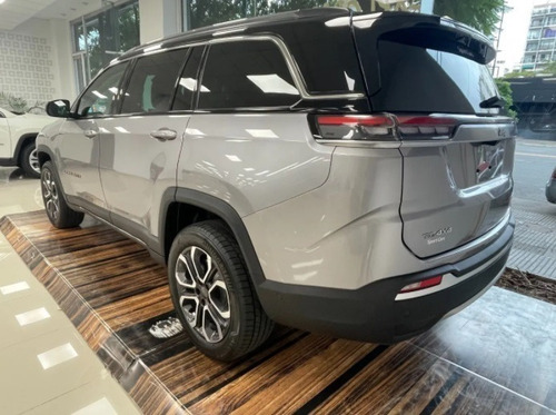 Imagen 4 de 15 de Nuevo Jeep Commander Limited