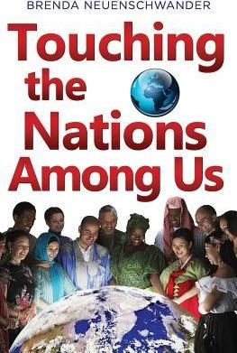 Libro Touching The Nations Among Us - Brenda Neuenschwander