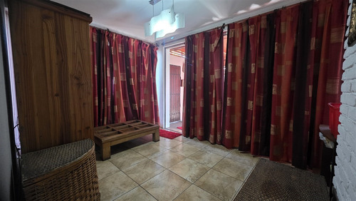 Casa En Venta De 3 Dorm. En Macul