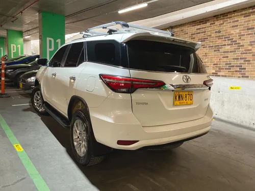 Toyota Fortuner 2.7L Srv
