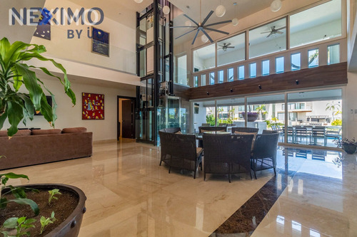 Imagen 3 de 24 de Venta De Casa En Zona Exclusiva De Puerto Cancun De Lujo, Quintana Roo