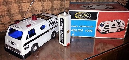 Juguete Antiguo Camioneta Policia 1980 Control Remoto Caja