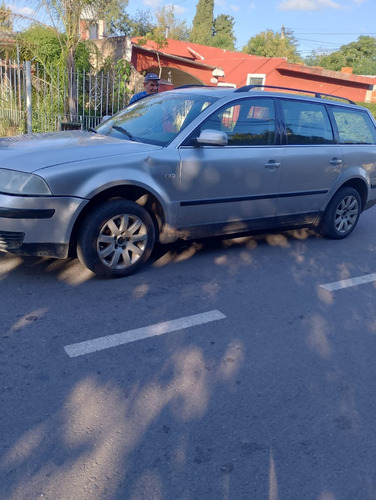 Volkswagen Passat Tdi Rural 5 Puertas