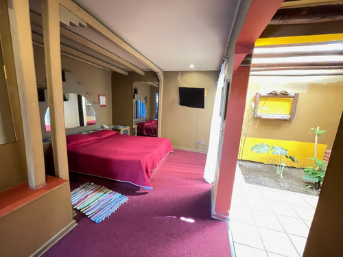 Motel Funcionando - Einstein - San Gerardo - Pasos Metro