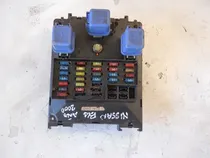 Comprar Vendo Caja De Fusible Y Relay De  Nissan B14, Año 2000