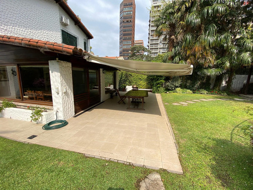 Casa En Venta En La Lucila, Vicente López, G.b.a. Zona Norte