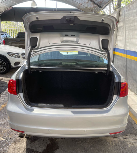 Volkswagen Jetta 2.5 Style At