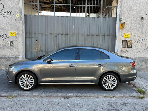Imagen 2 de 25 de Volkswagen Vento Highline 1.4t Dsg 2018 / Unico Dueño