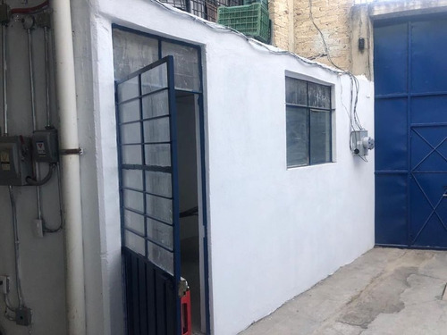 Rento Bodega Con Camara De Refrigeracion Para 90 Toneladas Con 2 Departamentos