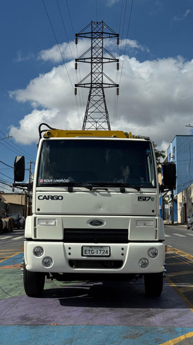 Caminhão Toco Com Munck 12 Toneladas