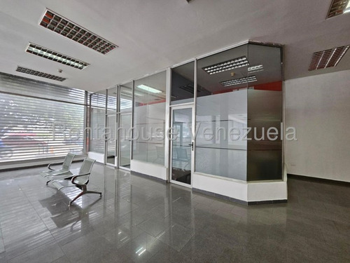 Valeria Chong Local Alquiler Barquisimeto Lara Zona Industrial Comercial Economico Codigo Inmobiliaria Rent-a-house 25-17241