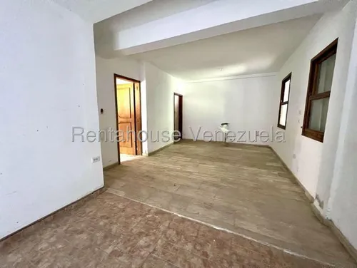Casas En Venta Mls #25-19468