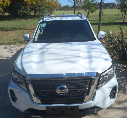 Imagen 3 de 25 de Nissan Frontier 2023 2.3bt Platinum 4x4 At L22