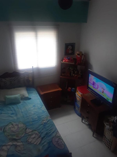 Imagen 8 de 13 de Económico Apartamento En La Av. Bolivariana, Las Acacias