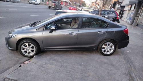 Imagen 7 de 17 de Honda Civic 2012 1.8 Exs Mt 140cv