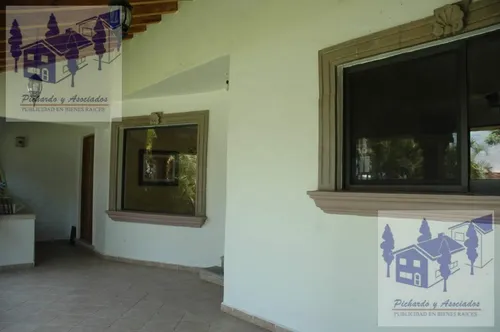 Casa En Venta En Lomas De Azingo, Cuernavaca Morelos.