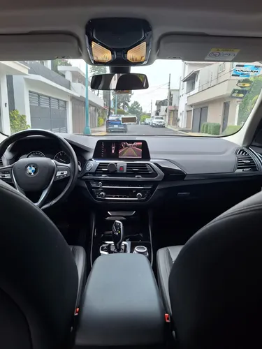 BMW X3 2.0 sDrive20iA At