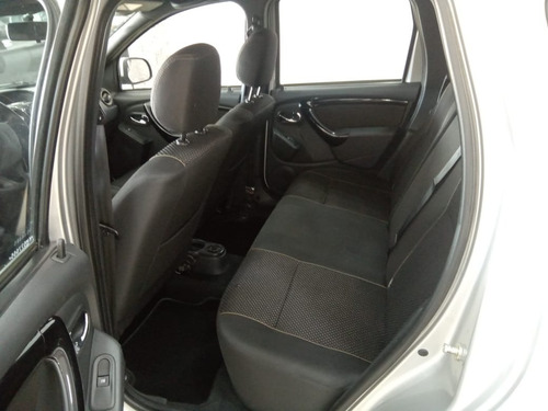 Imagen 16 de 25 de Renault Duster Privileg 1.6 Con Gnc