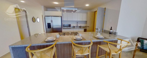Departamento En Venta En Puerto Cancún Zona Hotelera Alrz1069