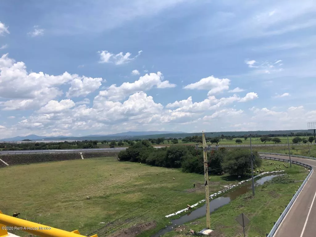 Apaseo El Grande Terreno Industrial Frente A Planta Toyota