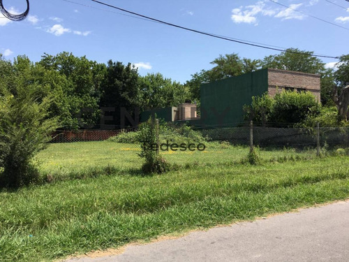 Imagen 3 de 6 de 8 Entre 472 Y 474. Importante Lote De 1154m2 En Venta, City Bell