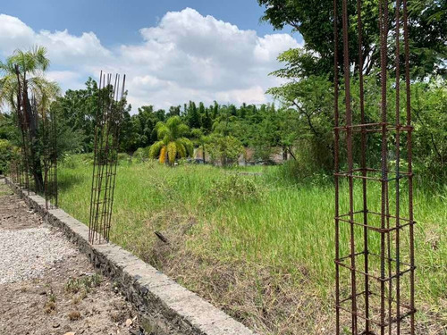 Imagen 5 de 5 de Terreno En Privada De 500 Metros Cuadrados, En Esquina, Mano