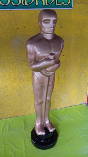 Escultura Premio Oscar U.s.a. Marmolina Y Laminilla Clasica 