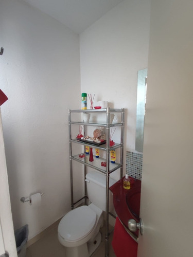 Imagen 8 de 11 de Linda Casa Con Terreno Excedente Atras