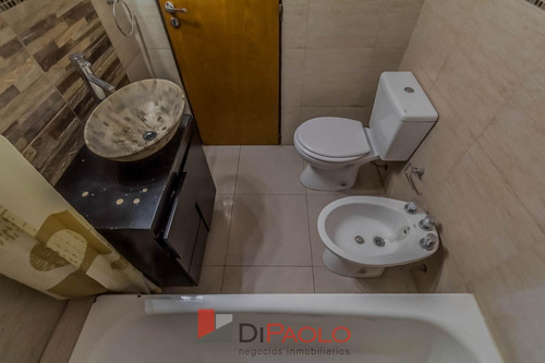 Casa 4 Ambientes En Venta Adentro Del Barrio Murialdo