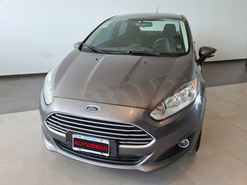 Ford Fiesta 1.6 Se Plus 4 Puertas 2013 En Excelente Estado