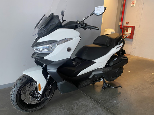 Voge Sr4 Pro Max 350 Usada Con 100 Km No Qj Motor Fort 350