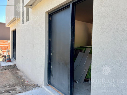 Casa A Estrenar En La Bota Benavidez