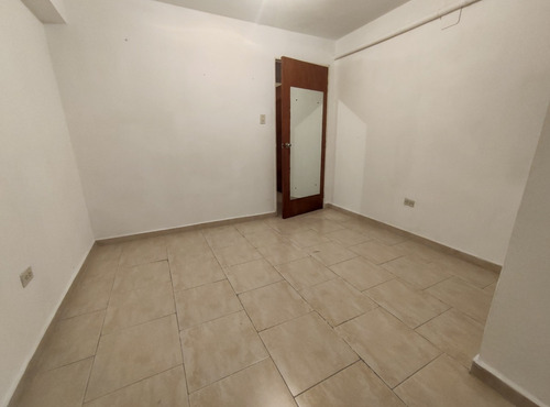 Imagen 4 de 14 de Se Vende Hermosos Apartamento En Turmero Av. Intercomunal Resd.los Roques Zona Aragua 04243785803