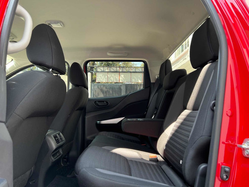 Imagen 10 de 15 de Nissan Np300 Frontier 2.5 Xe Paquete De Seguridad Mt 2021