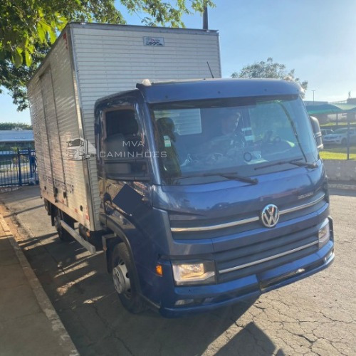 Volkswagen Delivery Express Ano 2021 C/ Baú Único Dono