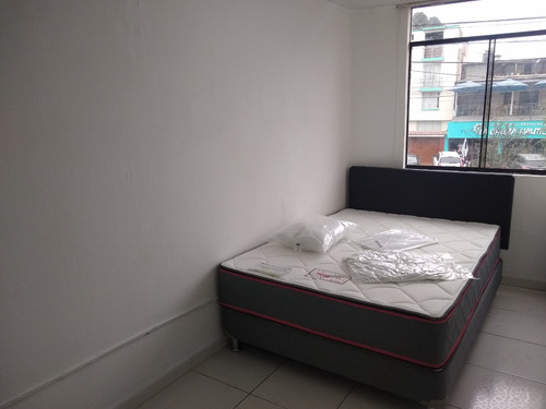 Imagen 9 de 25 de Minidepartamento En San Borja, Departamento En San Borja, Departamentos En San Borja, En Avenida Rosa Toro Cuadra 9 Cruce Con Canada Cuadra 35, Excelente Zona Comercial Todo A La Mano