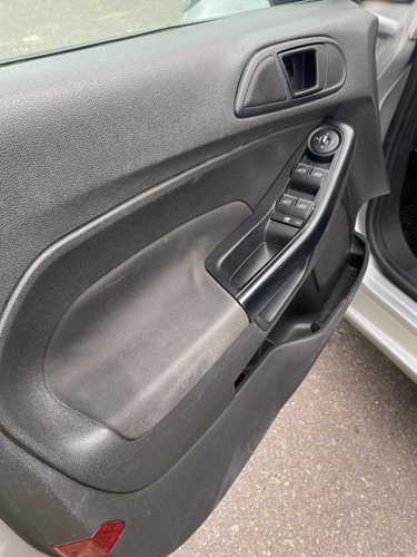 Ford Fiesta Kinetic Design 1.6 S Plus 120cv