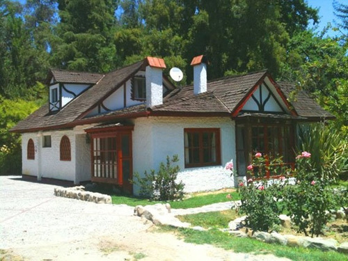Centro De Eventos En Sector El Principal Pirque
