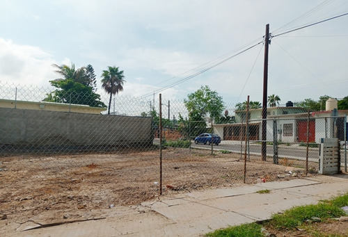 Imagen 2 de 8 de Esquina Esterito