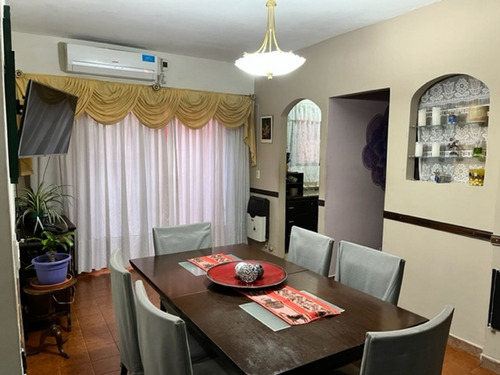 Imagen 2 de 30 de 3 Ambientes Con Patio.