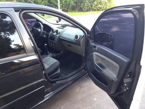 Ford Fiesta Sedan Rocam