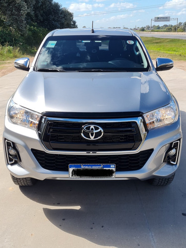 Toyota Hilux 2.8 Cd Srv 177cv 4x2 Modelo 2020