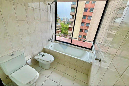Depto En Venta Plaza Las Lilas, 3d Y 3b