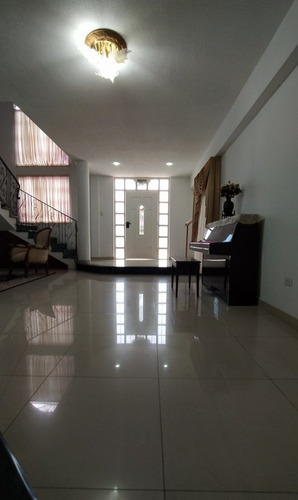 Imagen 7 de 30 de Casa En Venta Puerto Ordaz, Urbanización Chilemex Calle Copiapó, Bella Y Lista Para Iniciar Tu Hogar En Una Zona Tranquila. Una Casa Amplia Para Compartir En Familia