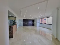 Comprar Daniela Linarez Vende Apartamentos De Lujo Ubicado En Exclusivo Conjunto Residencial Al Este De Barquisimeto Totalmente Remodelado Con Acabados De Primera Cocina Equipada