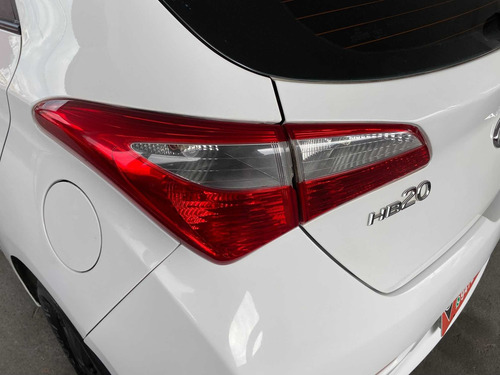 Imagem 8 de 18 de Hyundai Hb20 2016 1.0 Comfort Style Flex 5p